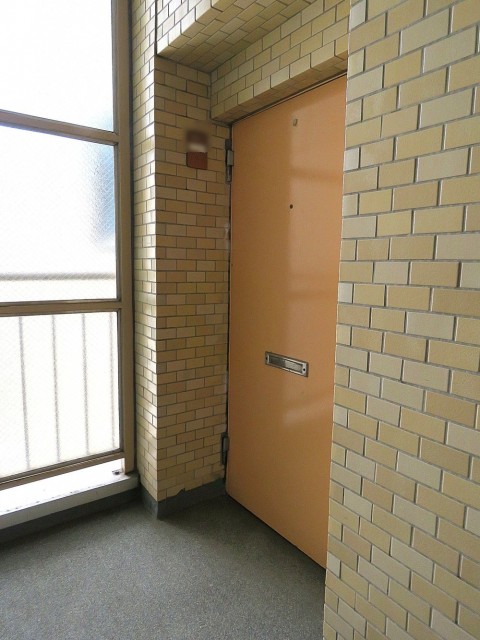 マンション高輪苑　玄関扉