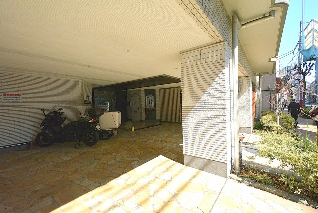 中銀若林マンシオン エントランス (5)