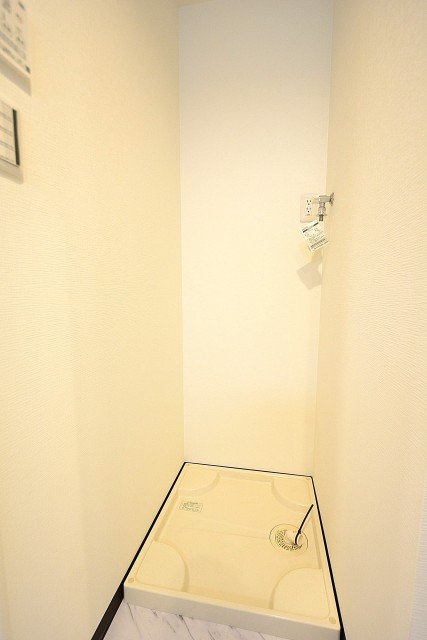 小田急南青山マンション　バスルームランドリースペース