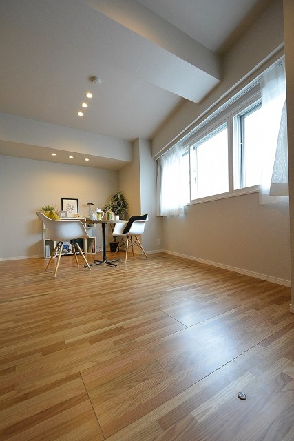 三軒茶屋ターミナルビル　ＬＤＫ13.5帖