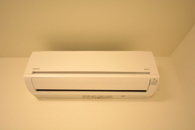 大橋（久保ビル）　サービスルーム　エアコン