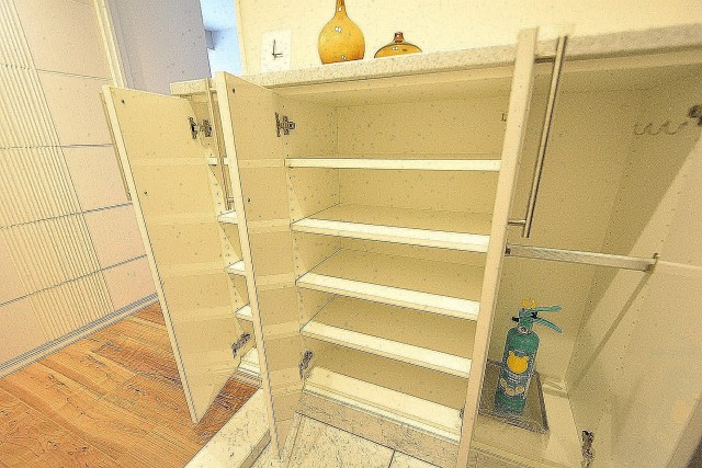 BRANZ赤坂　シューズＢＯＸ