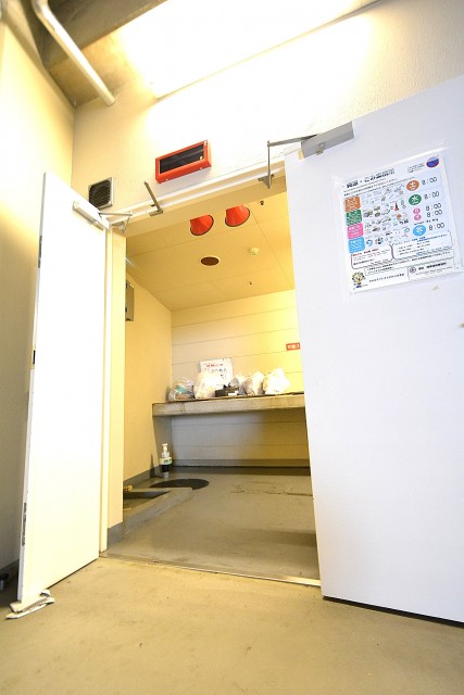 BRANZ赤坂　ゴミ置き場