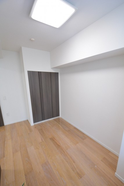 ウィルローズ築地　洋室