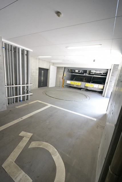 ウィルローズ築地　駐車場