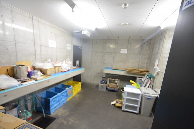 ウィルローズ築地　ゴミ置き場