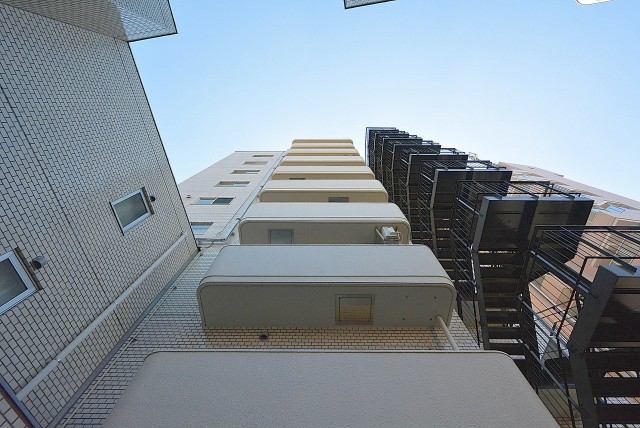 中銀若林マンシオン エントランス (1)