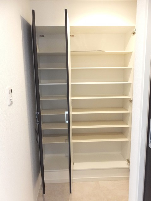 ベルザ南麻布　シューズBOX