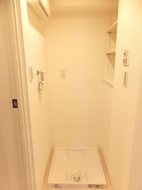ベルザ南麻布　洗濯置き場