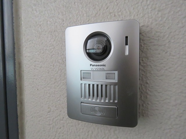 メゾン・ド・エビス　TVモニター付きインターホン