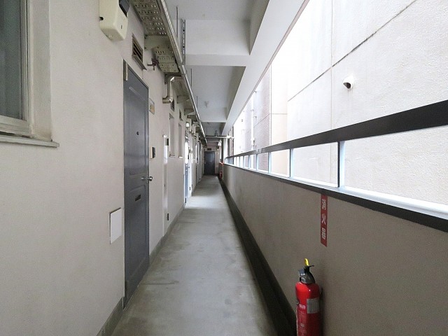 メゾン・ド・エビス　共用廊下