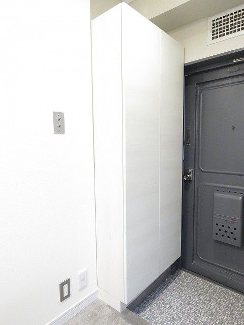 メゾン・ド・エビス　シューズボックス