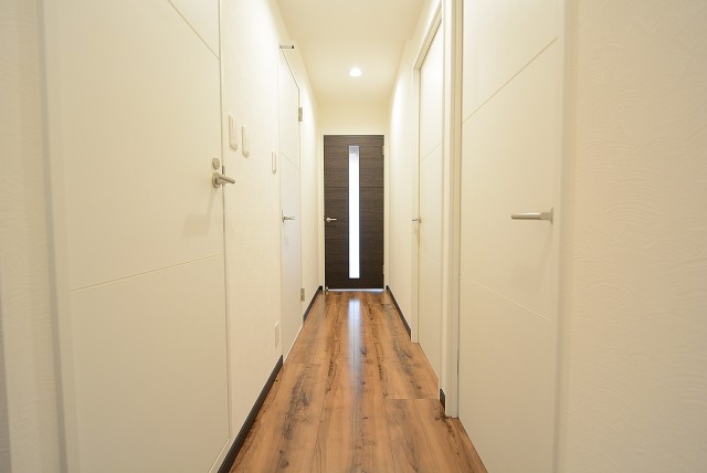 クレール島津山 玄関