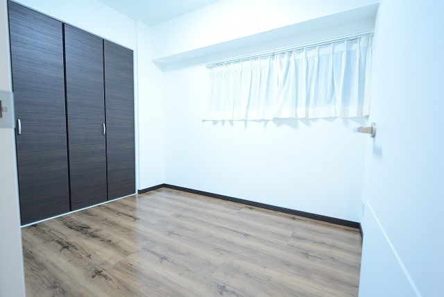 クレール島津山 洋室4.9