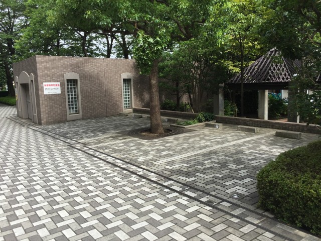 桜丘フラット　敷地内