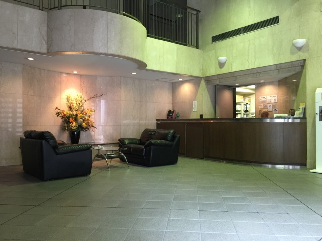 桜丘フラット　エントランスホール