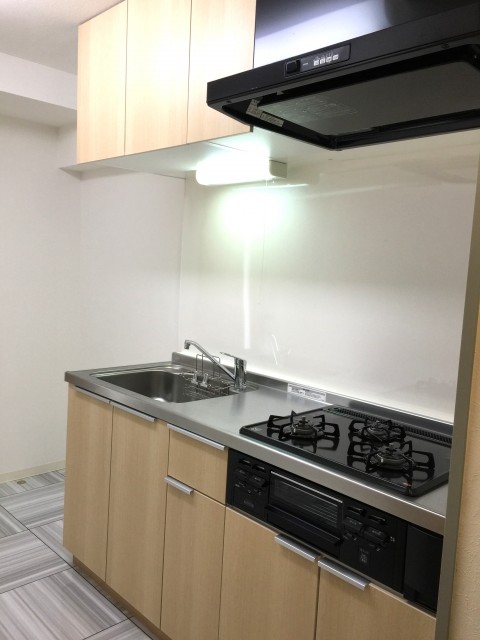 秀和新川レジデンス　キッチン