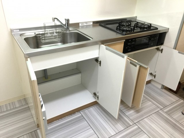 秀和新川レジデンス　キッチン