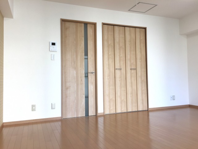 秀和新川レジデンス　洋室