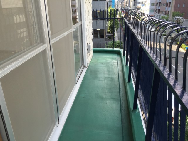 秀和新川レジデンス　バルコニー