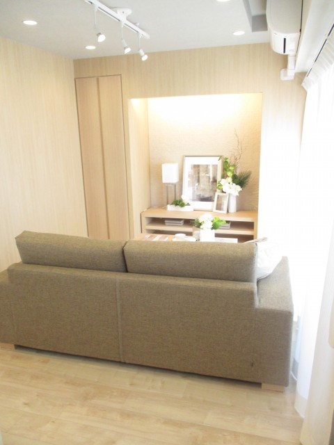 モンテベルゲ六義園 LDK