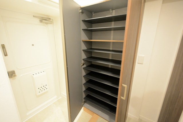 カーサ池尻 玄関