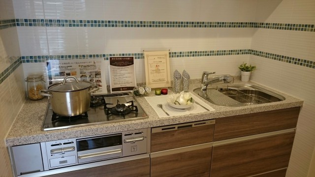 六本木ハイツ 301号（17）キッチン