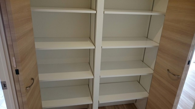 六本木ハイツ 301号（13）リビング収納