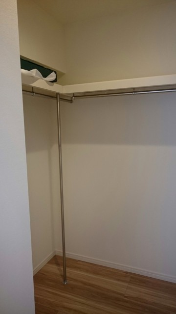 六本木ハイツ 301号（10）ウォークインクローゼット