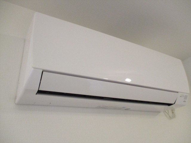 44山王スカイマンションリビング洋室エアコン