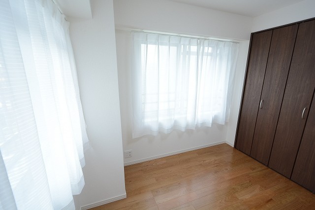 砧公園ヒミコマンション　洋室