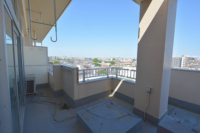 パラスト千歳船橋　バルコニー