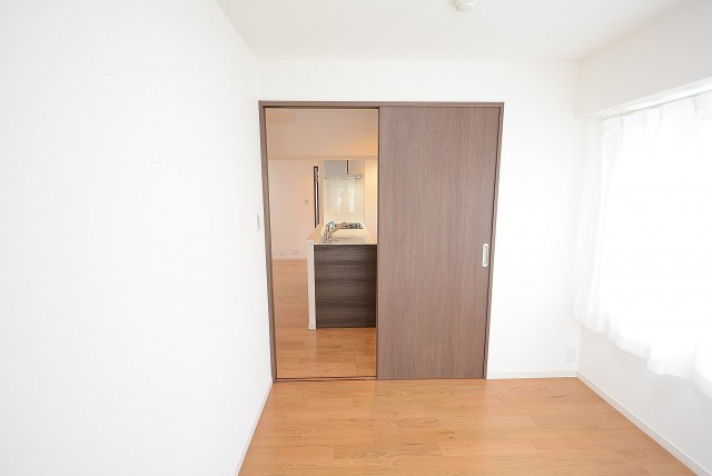 砧公園ヒミコマンション　洋室