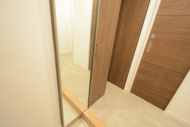 カーサ池尻 玄関