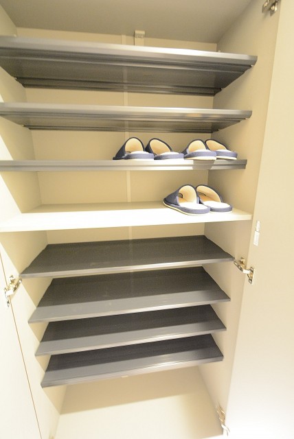 砧公園ヒミコマンション 　玄関