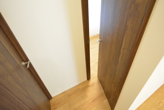 池田山ロイヤルマンション 洋室1