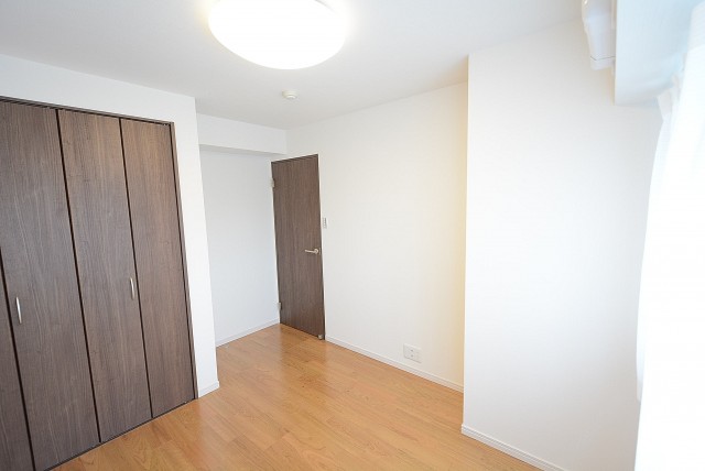 砧公園ヒミコマンション　洋室