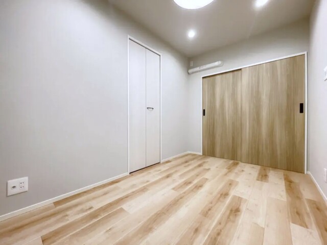 赤坂アーバンライフ 洋室2