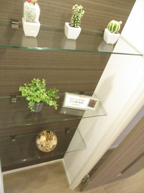 6山王スカイマンション飾り棚