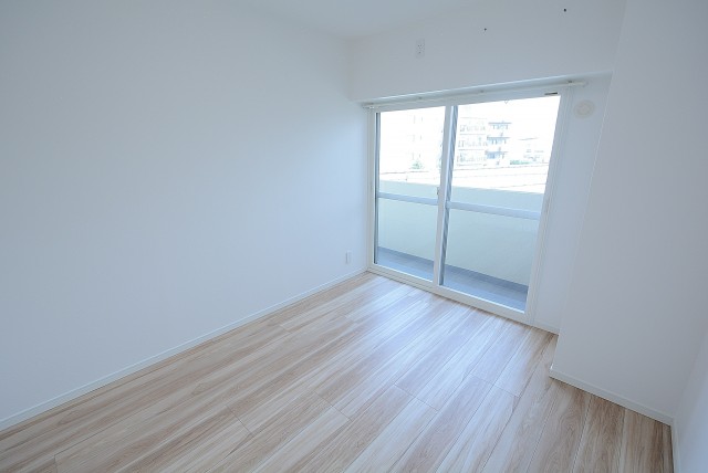 ヴァンヴェール世田谷 洋室5.1