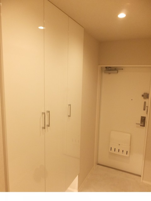 シャンボール第二都立大玄関