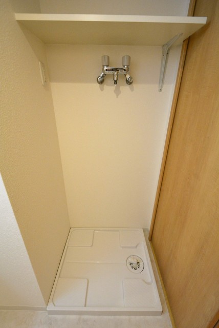 東中野ハイム602　洗濯機置場