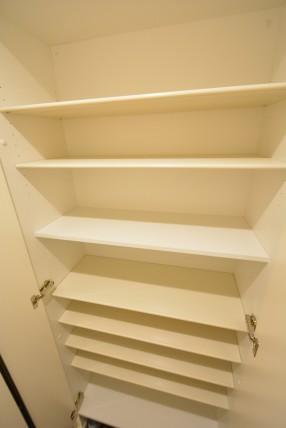 豊栄平町マンション302　シューズボックス