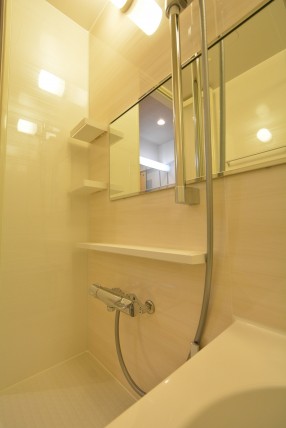 藤和用賀コープ305　バスルーム