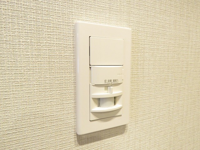 ハイネス文京本駒込　人感センサー