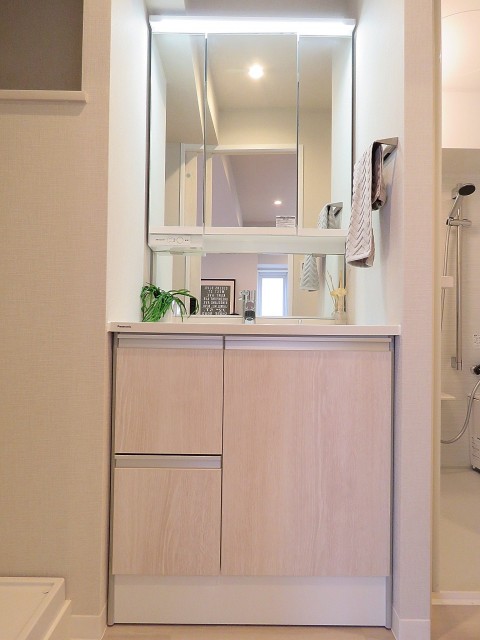 ハイネス文京本駒込　洗面化粧台