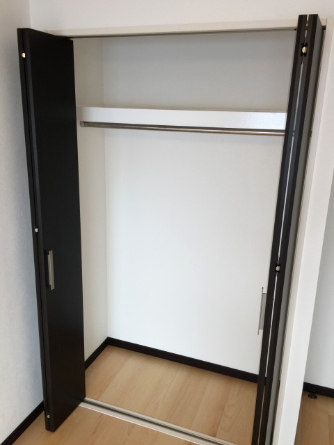 瀬田サンケイハウス　洋室約6.4帖クローゼット