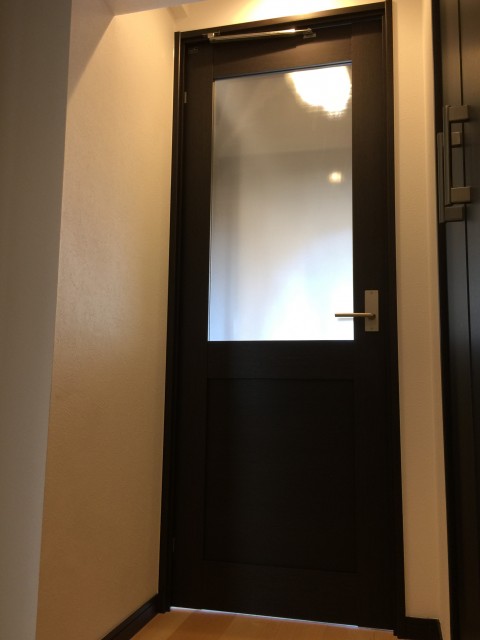 瀬田サンケイハウス　リビングダイニングへ