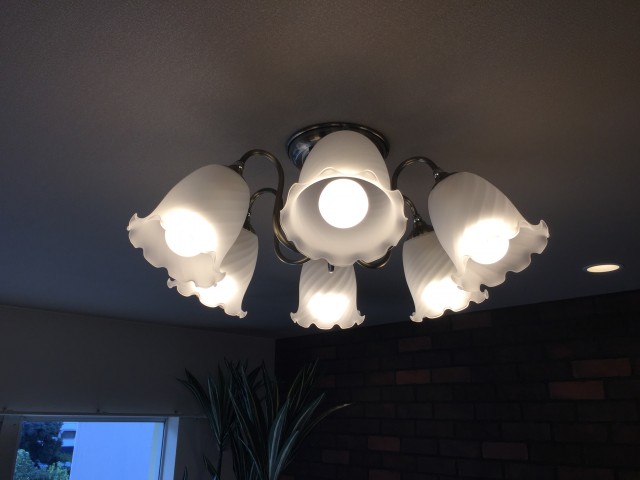 瀬田サンケイハウス　リビング照明