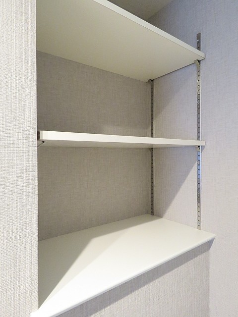 マイキャッスル二子玉川園　収納棚